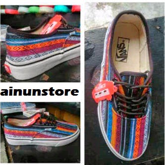vans authentic motif vans authentic motif